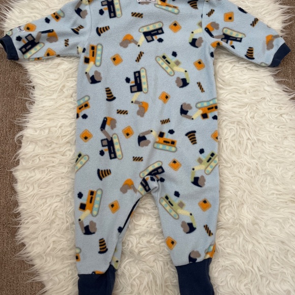 12 month Snugabye Construction Fleece Sleeper - Picture 5 of 7